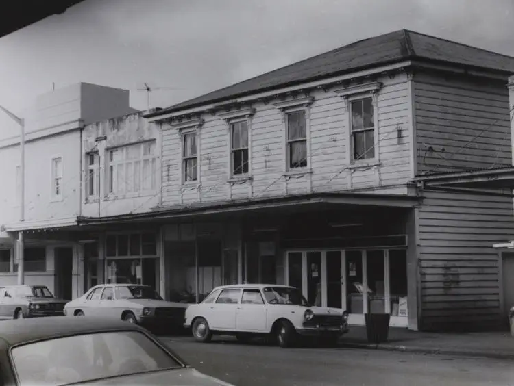Old boarding house, Pukekohe, 1981