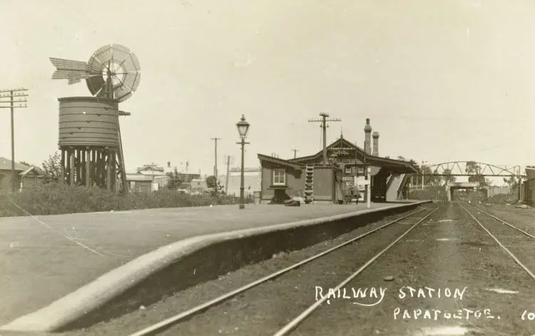 'Railway station, Papatoetoe', ca 1925.