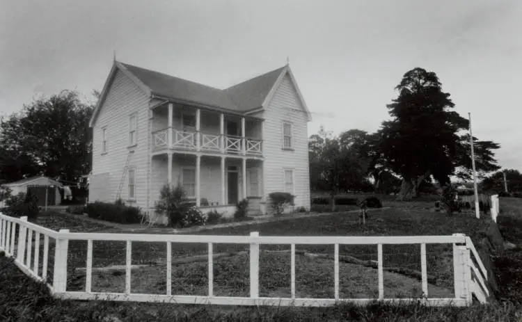 McNicol Homestead, Clevedon, 1989