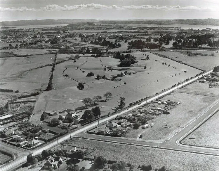 Aerial view of The Grange, Papatoetoe, 1949