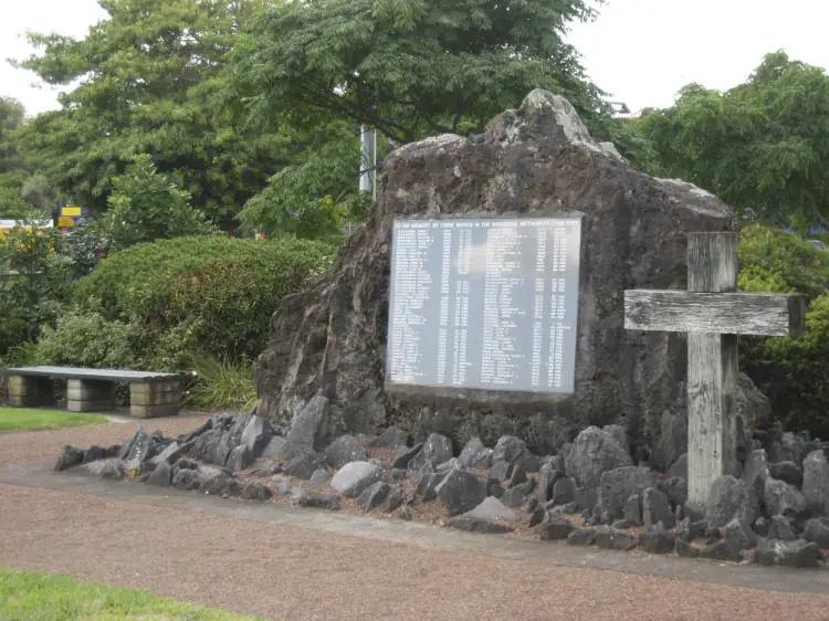 Woodside Methodist Cemetery, Manukau, 2008