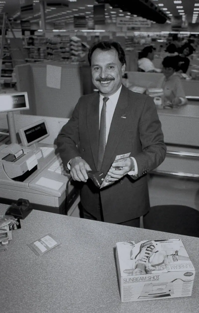 'Auckland's third Kmart', Papatoetoe, 1991.