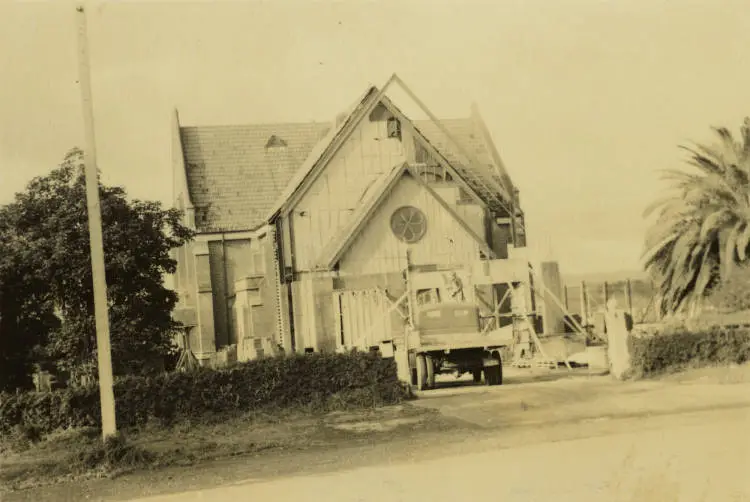 Catholic church, Ōtāhuhu, 1957