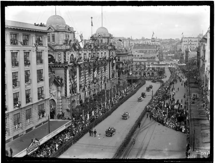 Prince of Wales NZ Tour, Queen Street, 1920