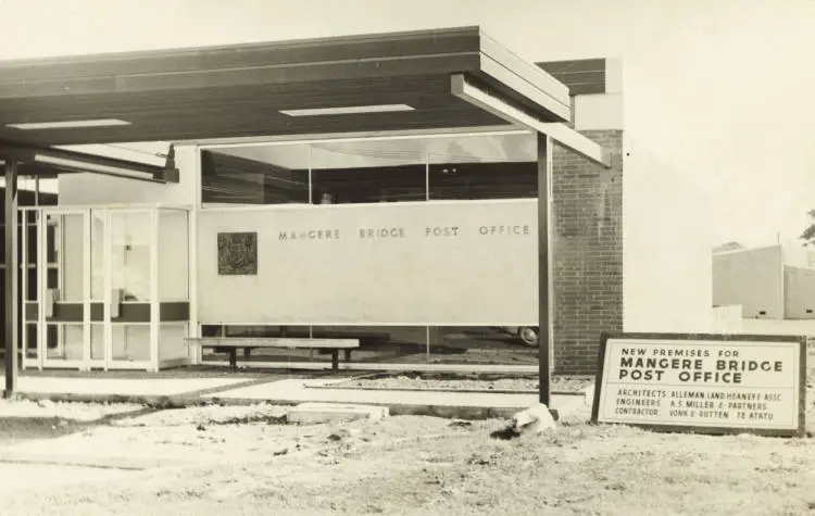 New post office, Māngere Bridge, 1967