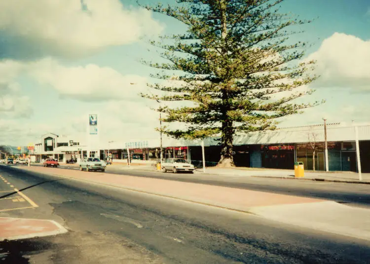 Southmall, Manurewa, 1994