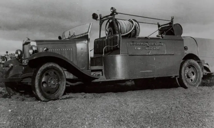 Fire engine, Beachlands, 1950s