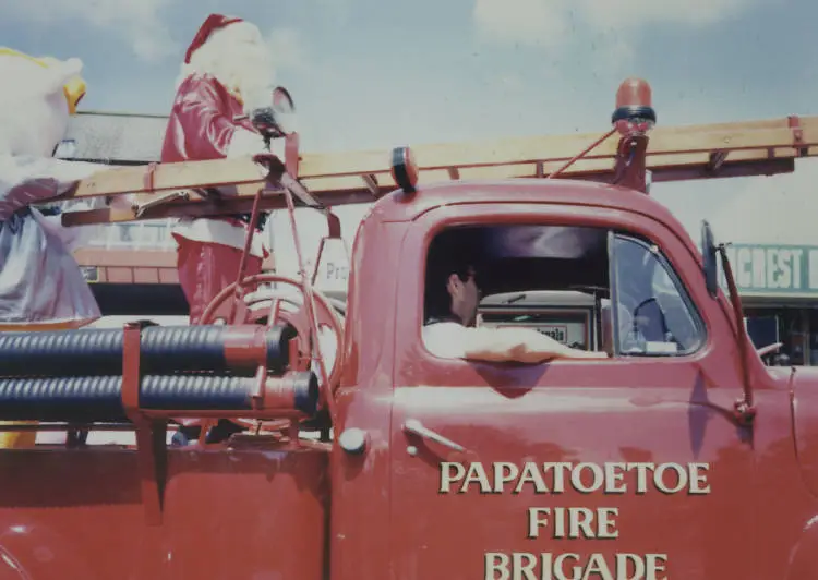 Santa Claus, Manurewa Christmas parade, 1995