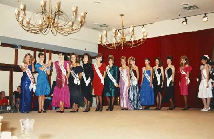 Miss Auckland Beauty Pageant, Māngere, 1990