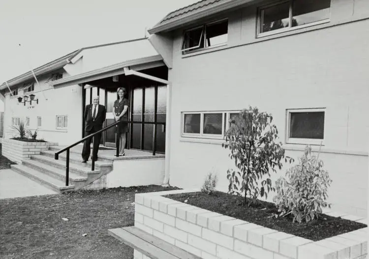 New Papatoetoe RSA clubrooms, 1974