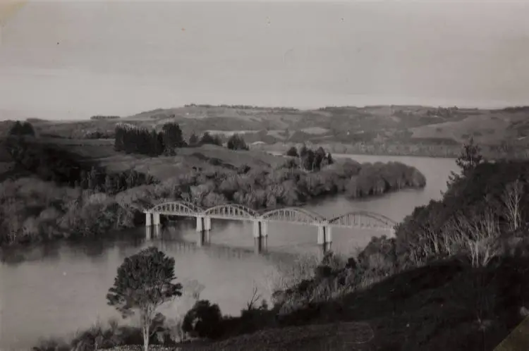 Tuakau Bridge, 1953