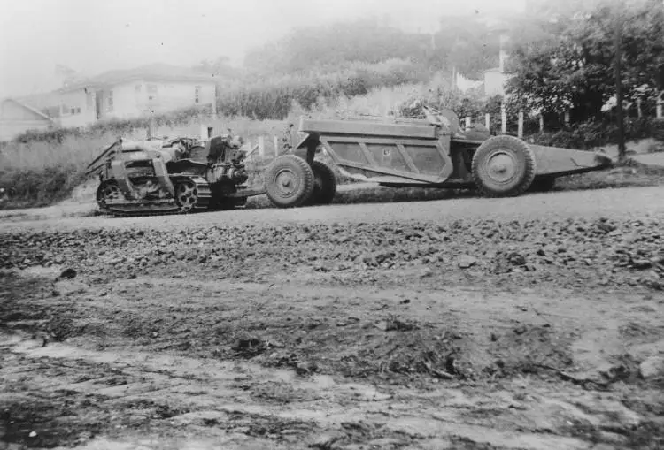 Bulldozer, Maraetai, 1950s