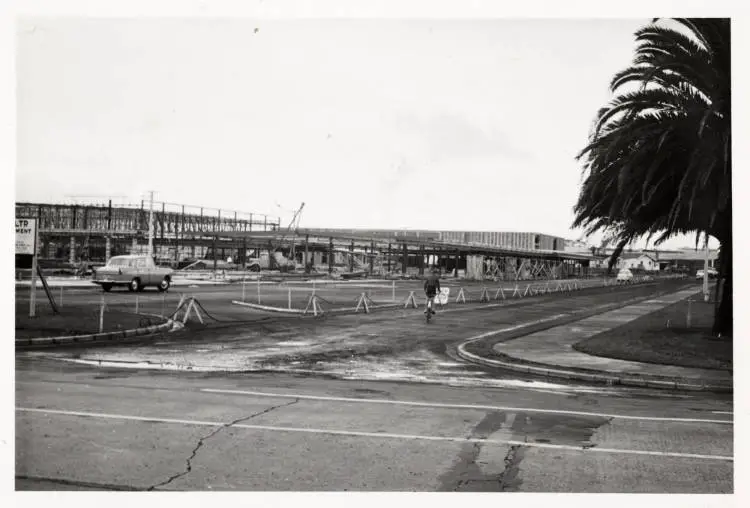 Construction of LynnMall, New Lynn, 1963
