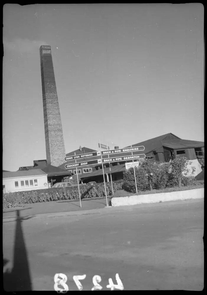 Entrance to Amalgamated brickworks at New Lynn.