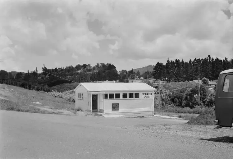 Oratia Post Office