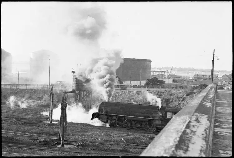 Steam locomotive