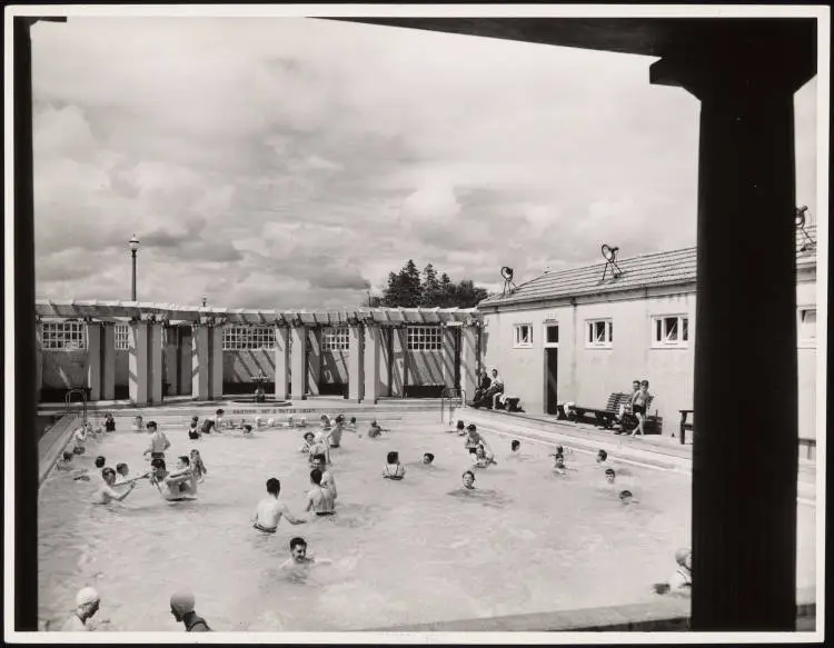 Blue Baths, Rotorua