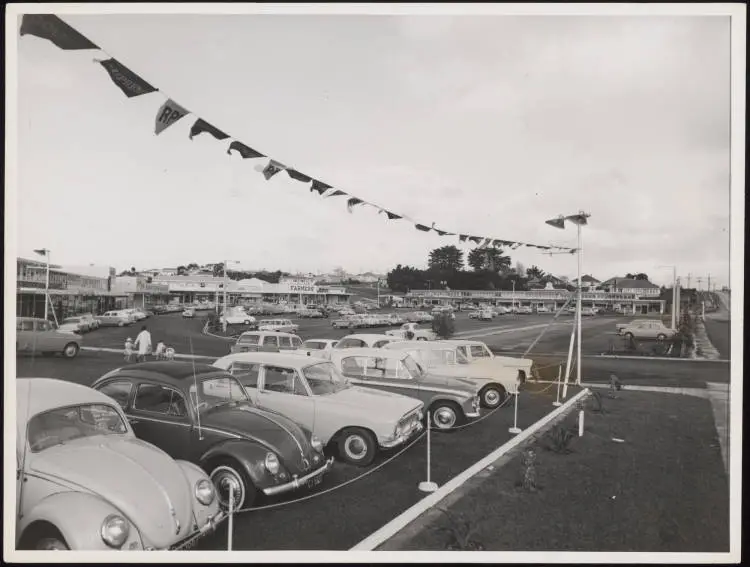 Northcote Shopping Centre, Auckland