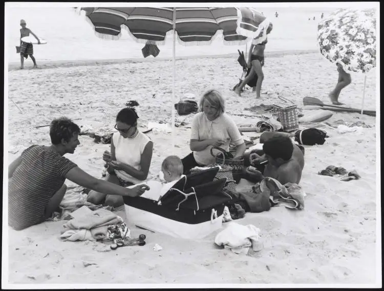 Waipu Cove Beach Carnival