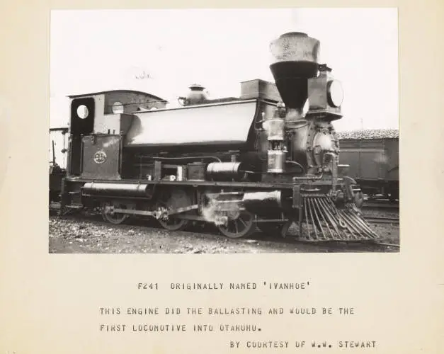 The 'Ivanhoe', the first train into Ōtāhuhu