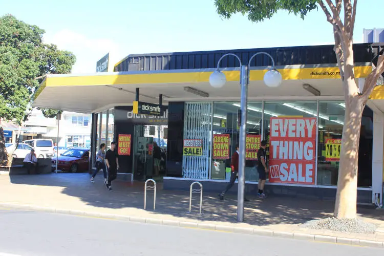 Dick Smith Electronics store, Lake Road, Takapuna, 2016