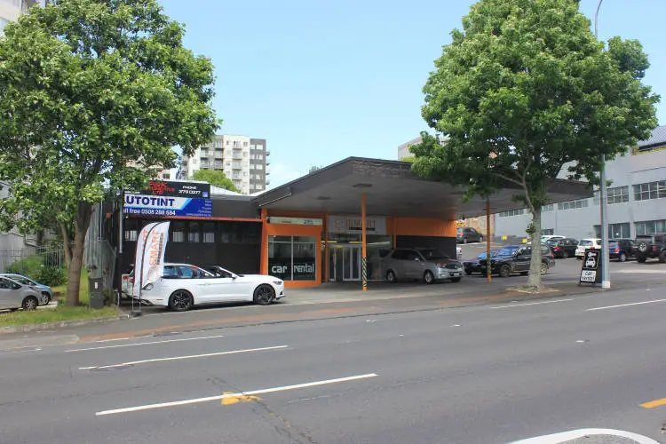 Smart Car Rental at 110 Nelson Street, Auckland Central, 2016