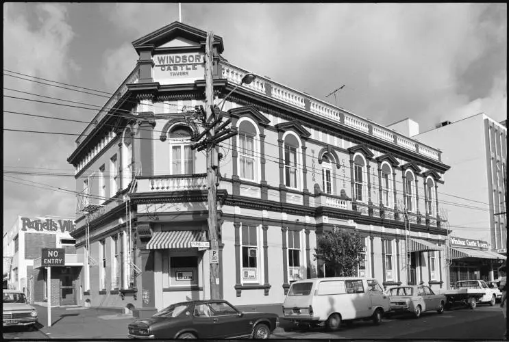 The Windsor Castle Hotel, Parnell Rise, 1977