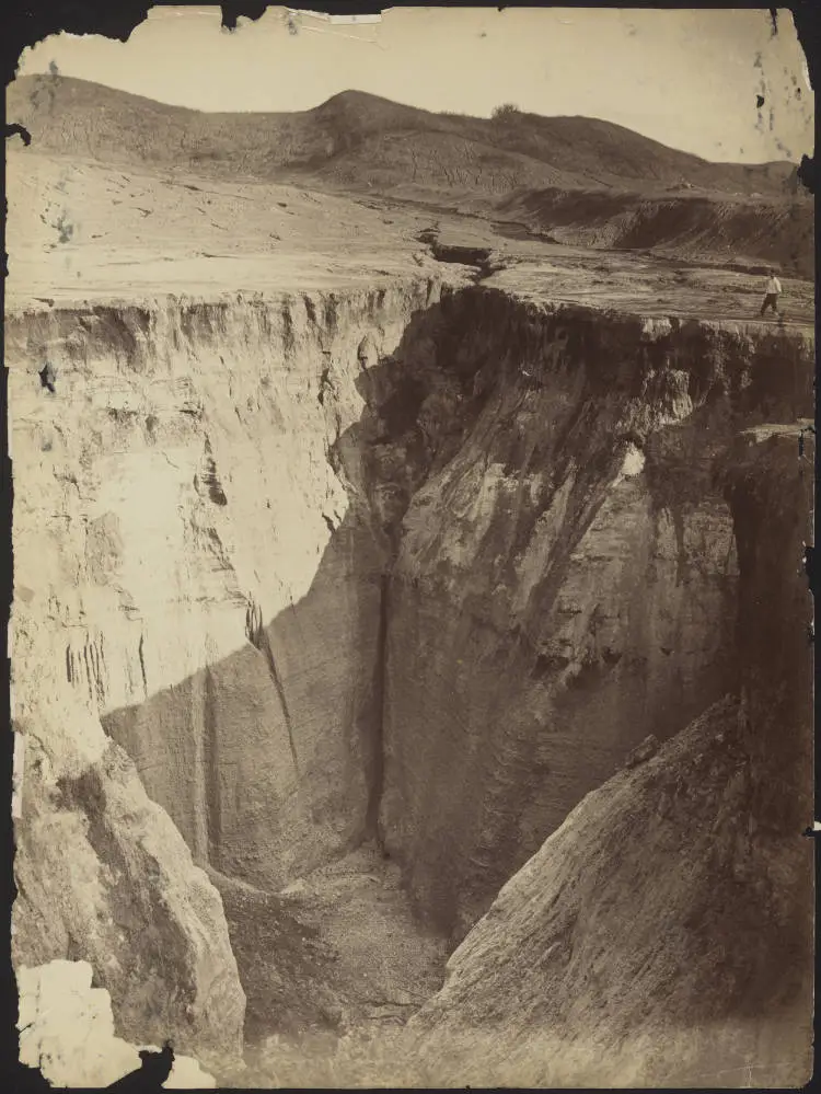 Subsidence on the former road to Te Wairoa, 1886