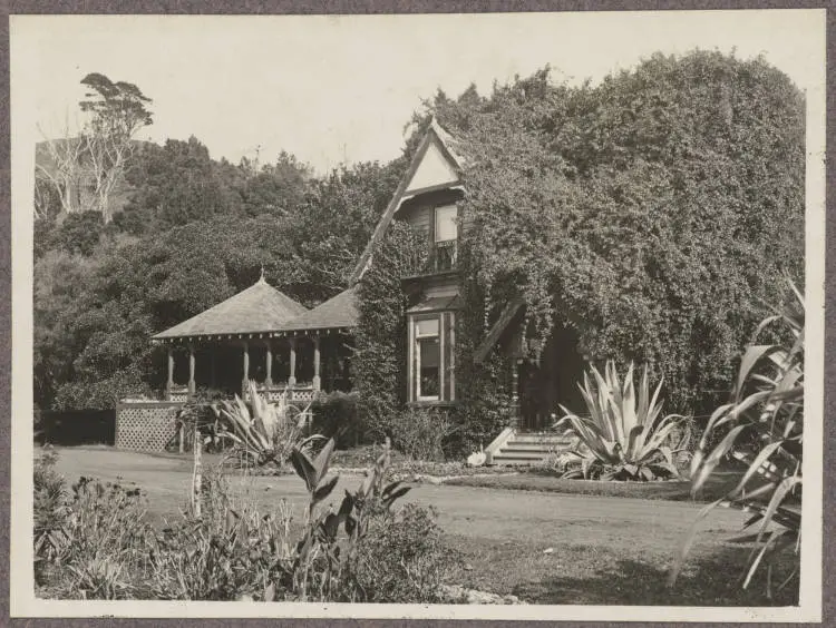 Huia Lodge, Cornwall Park