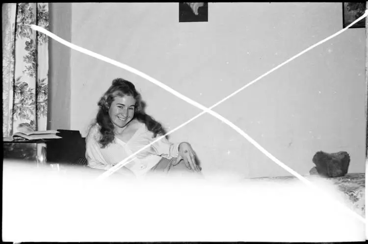 Janice Bremner, 1960