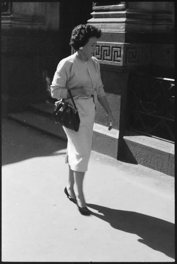 Street photo, Queen Street, Auckland, 1960