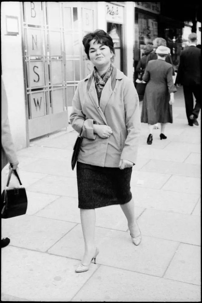 Street photo, Queen Street, Auckland, 1960