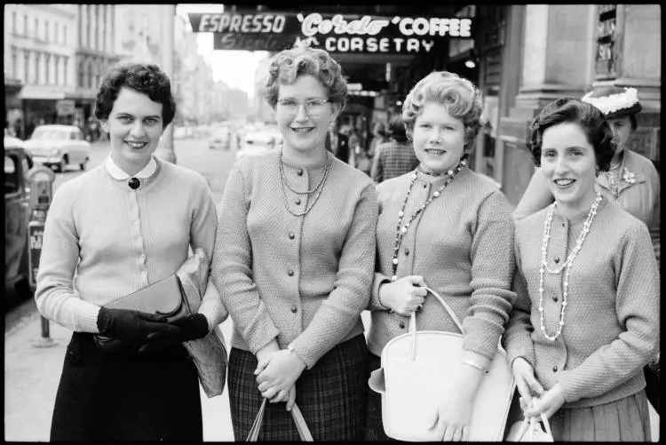 Street photo, Queen Street, Auckland, 1960