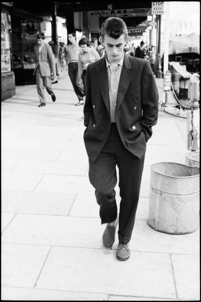 Street photo, Queen Street, Auckland, 1960