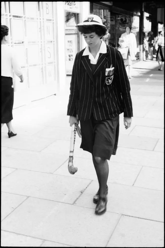 Street photo, Queen Street, Auckland, 1960