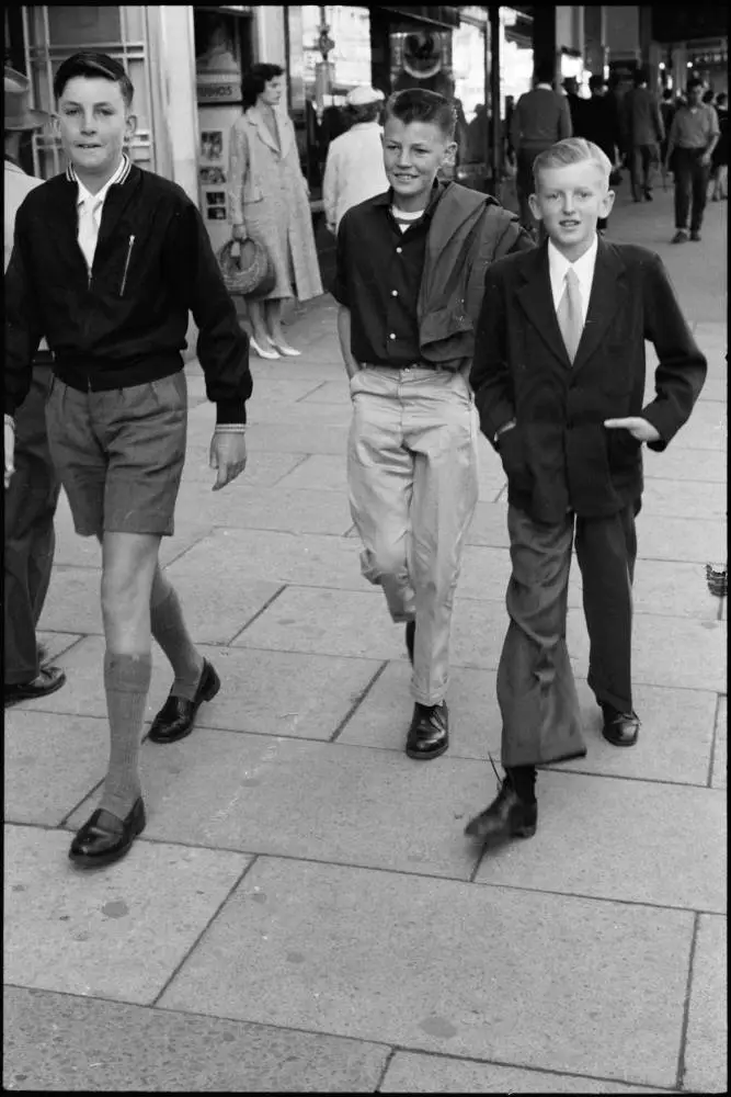 Street photo, Queen Street, Auckland, 1960