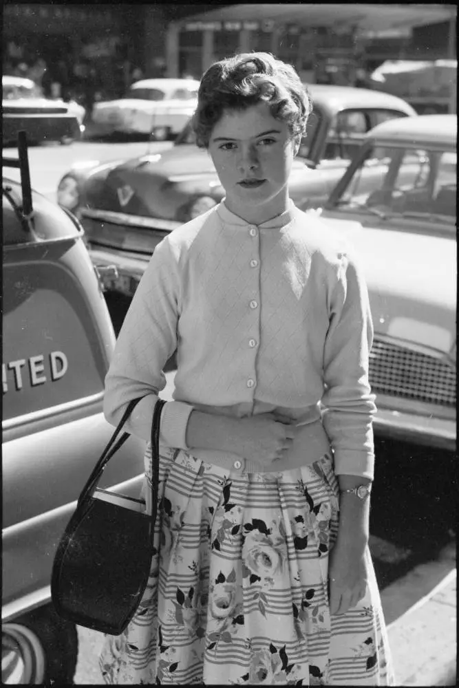 Street photo, Queen Street, Auckland, 1960