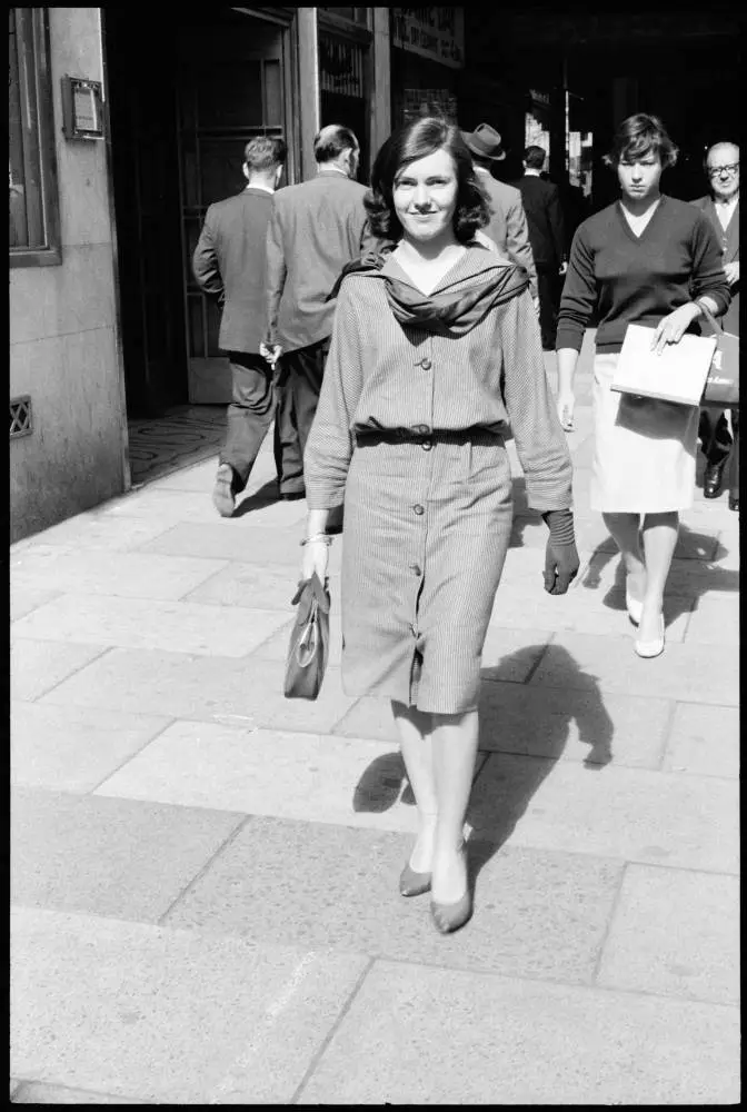 Street photo, Queen Street, Auckland, 1960