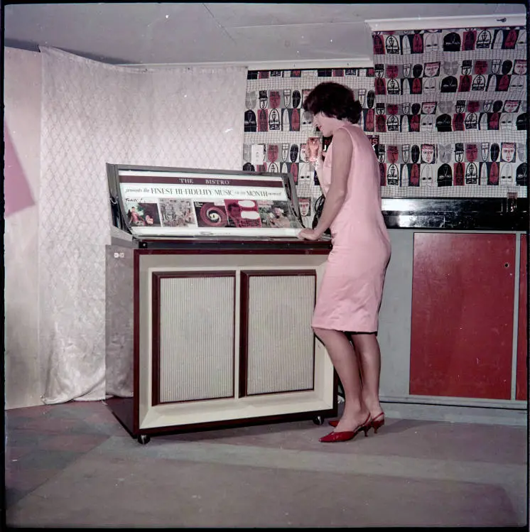 Seeburg jukebox promotional photos, 1964