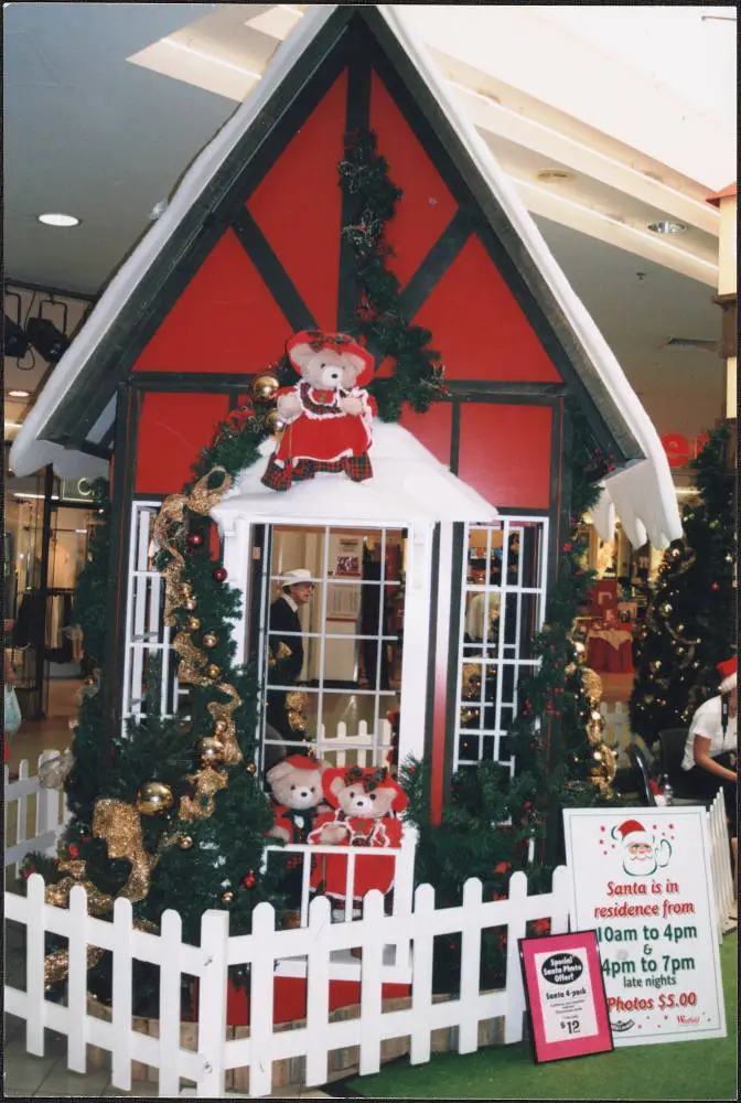 Westfield Mall Glenfield Christmas display, 2000