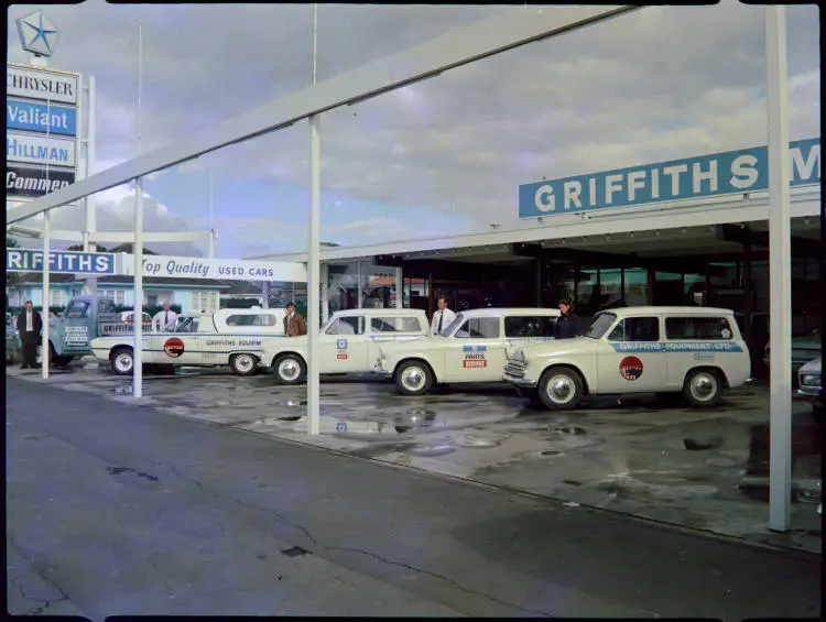 Griffiths Motors, Lake Road, Takapuna, 1971