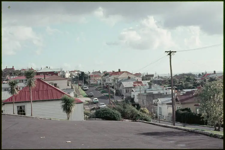 Second Avenue, Kingsland, 1980