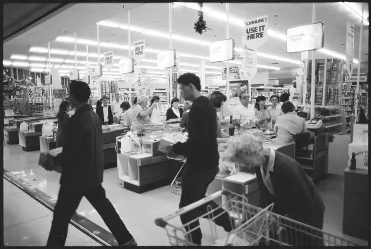 Woolworths, St Lukes Mall, 1989