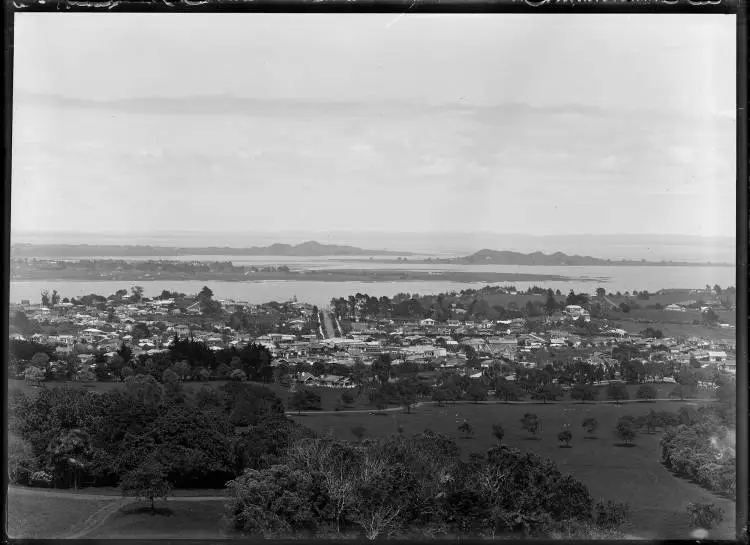 Onehunga and Māngere from One Tree Hill, 1926