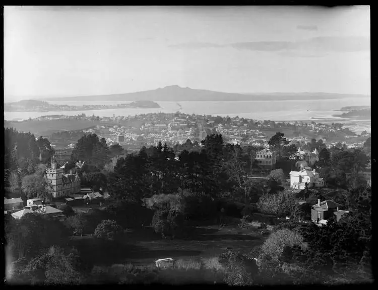 Parnell and Rangitoto from Mount Eden, 1906