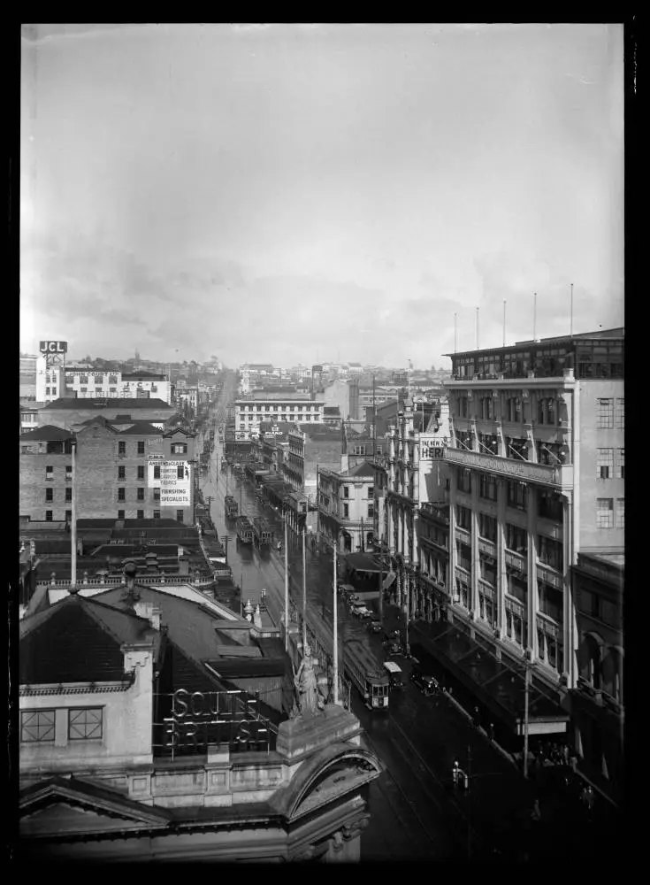 Queen Street, Auckland Central, 1927