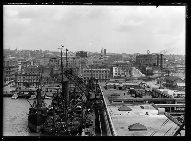 Auckland City from the waterfront, 1927