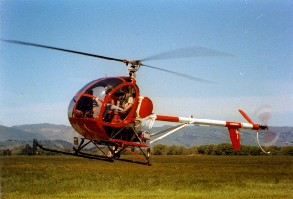 Hughes 300 helicopter at Hood Aerodrome : digital photograph