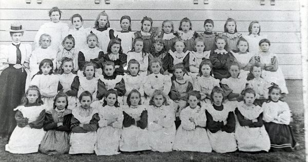 Photograph: Class 1 at Masterton Central School