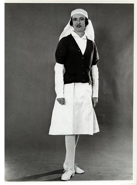Dental Nurse fashion, 1940s